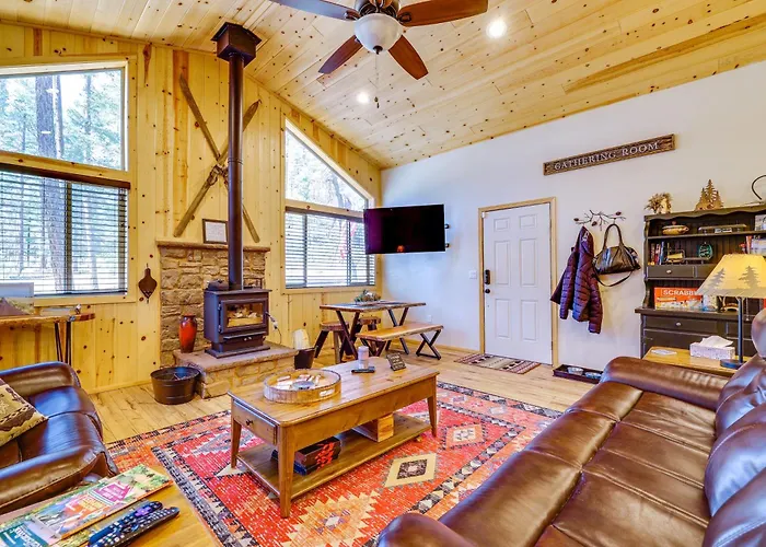 Escape To Alpine! Outstanding W/ Deck & Yard