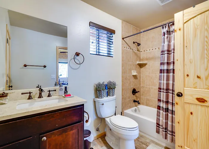 Escape To Alpine! Outstanding W/ Deck & Yard *